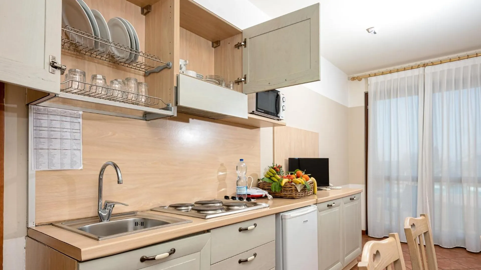 Apartment In Peschiera Del Garda 22085