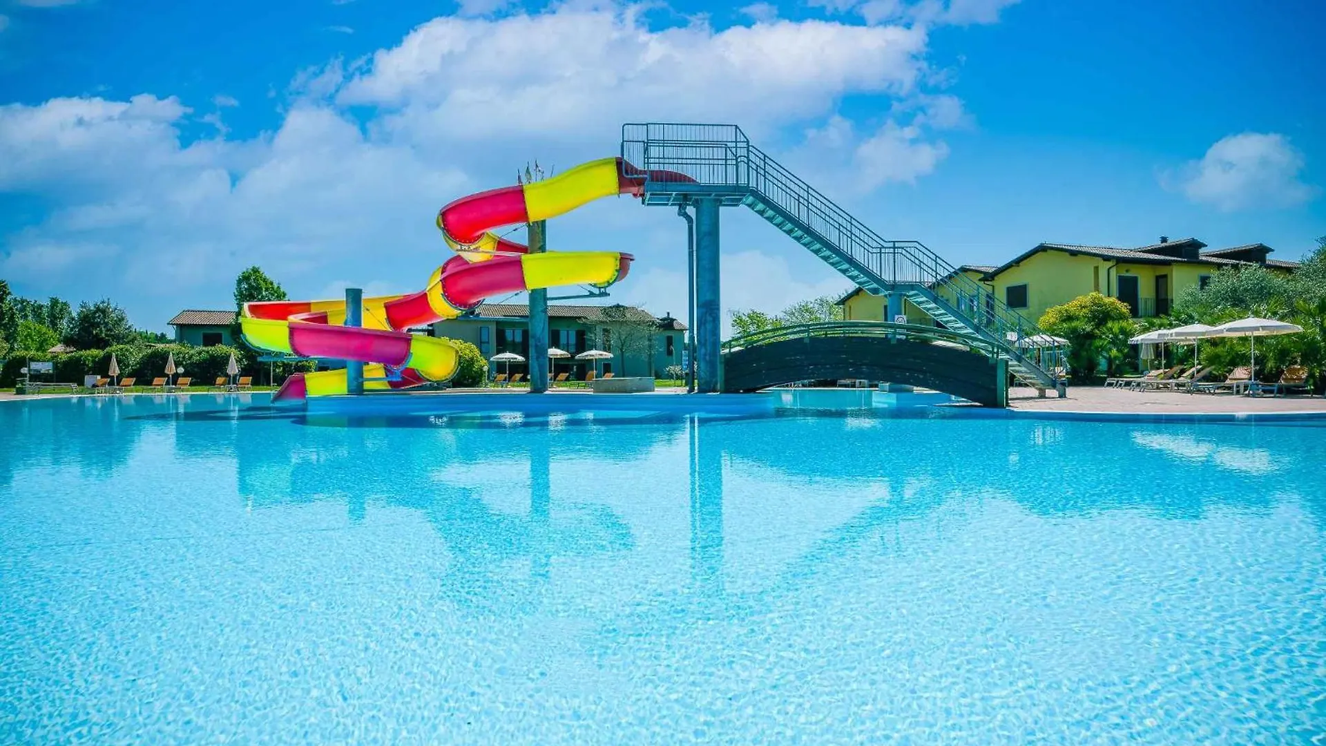 Apartment In Peschiera Del Garda 22085