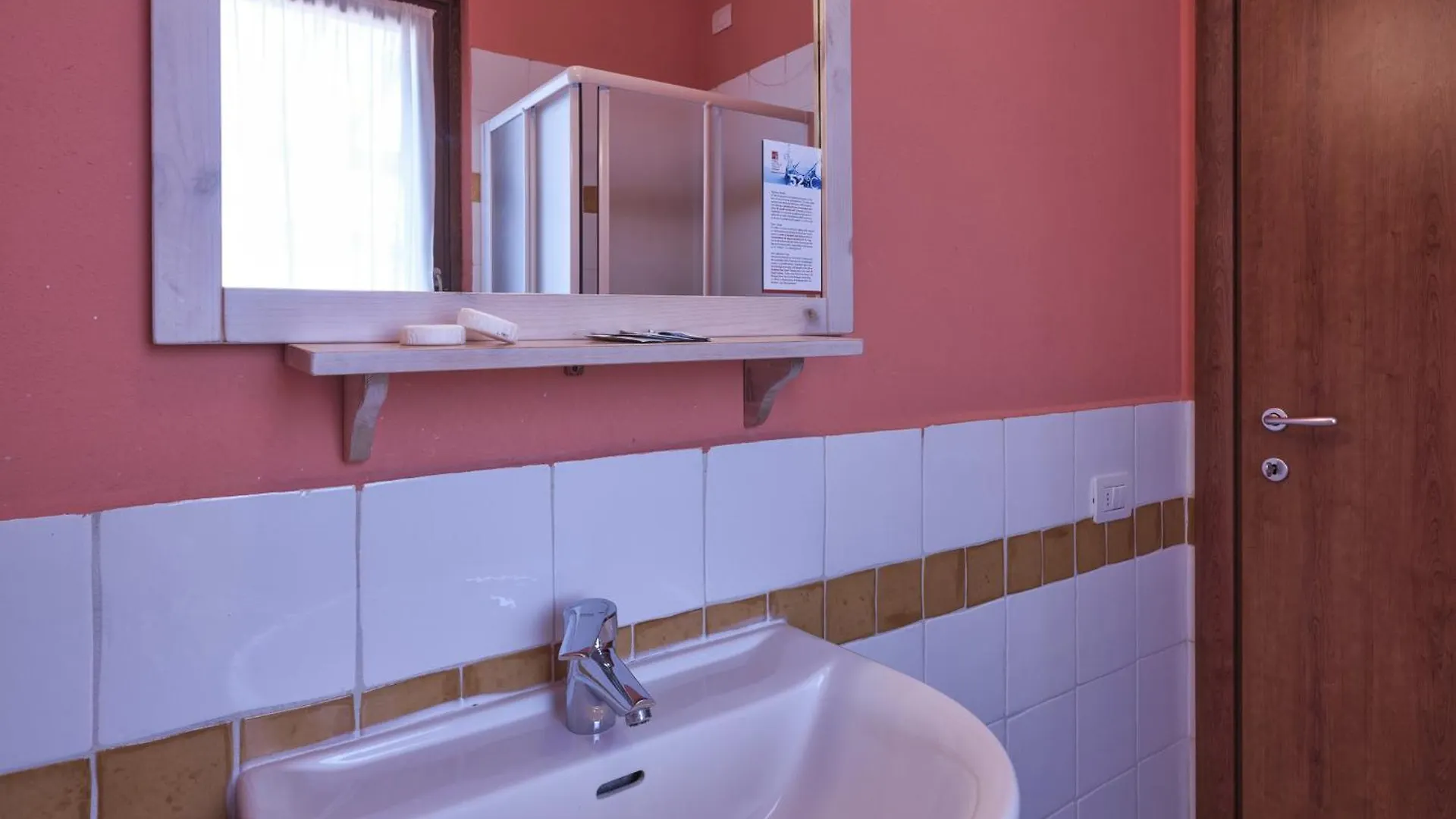 Apartment In Peschiera Del Garda 22085
