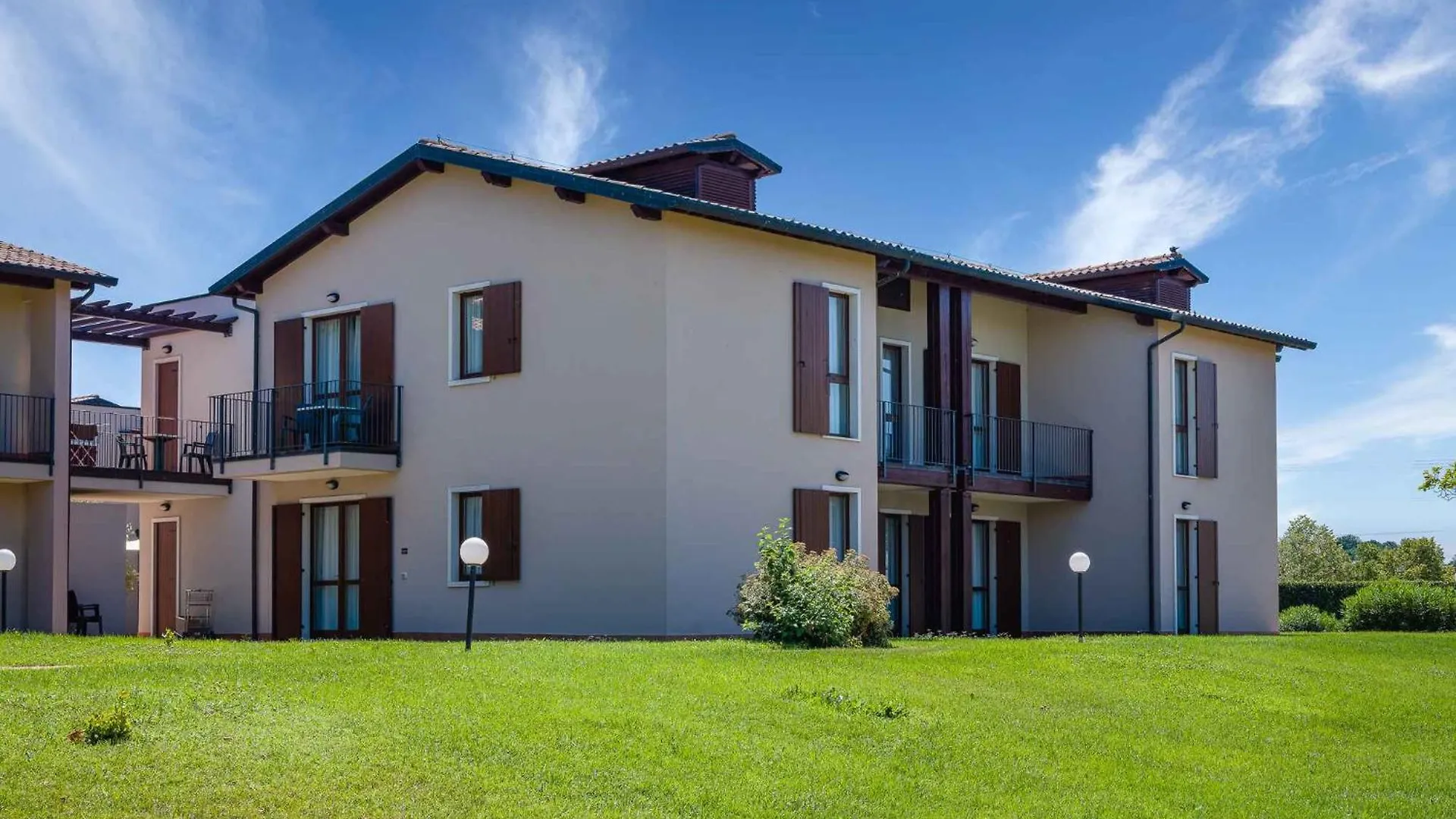 Apartment In Peschiera Del Garda 22085