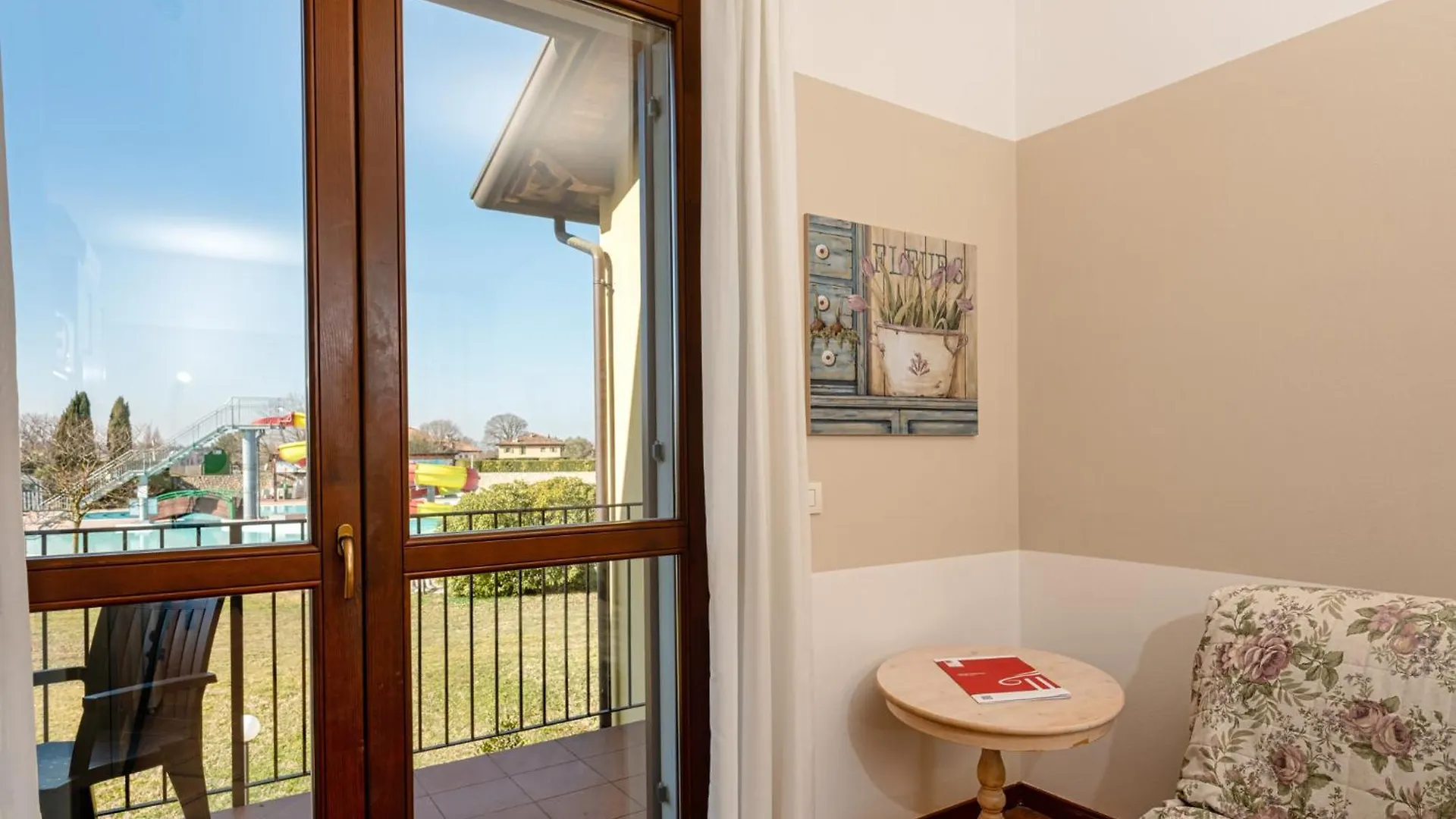 Apartment In Peschiera Del Garda 22085